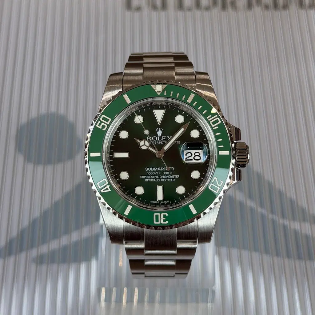 Rolex Submariner "Hulk". 116610LV