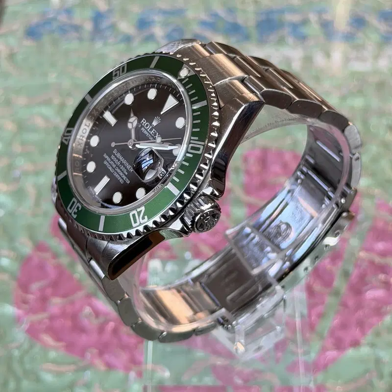 Rolex Submariner "Kermit". 16610LV
