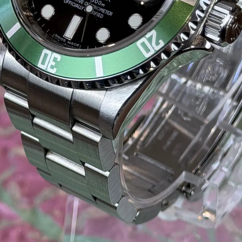 Rolex Submariner "Kermit". 16610LV