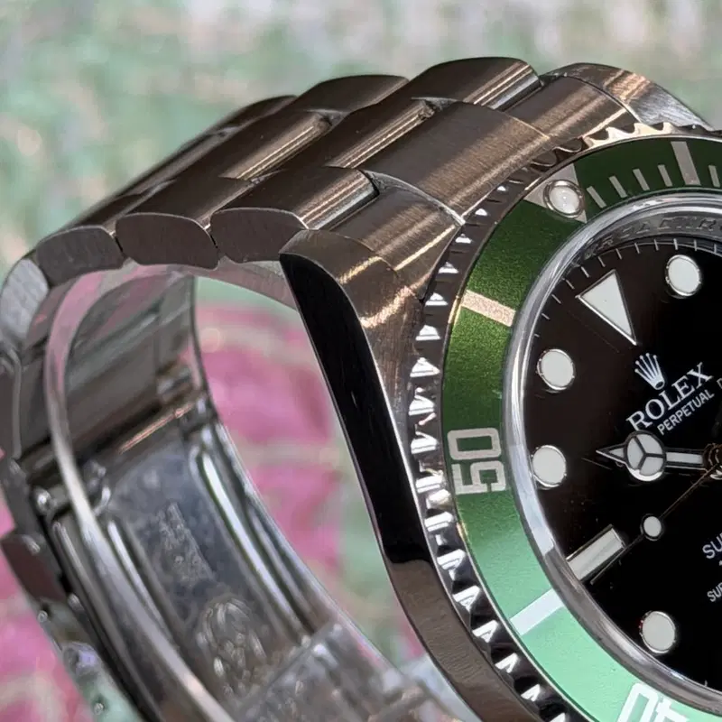 Rolex Submariner "Kermit". 16610LV