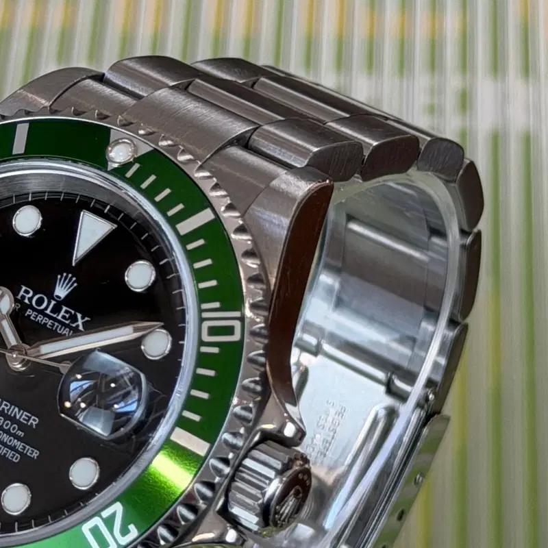 Rolex Submariner "Kermit" Unpolished. 16610LV