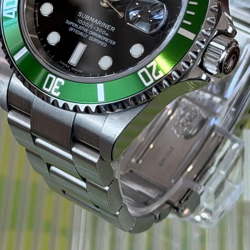 Rolex Submariner "Kermit" Unpolished. 16610LV