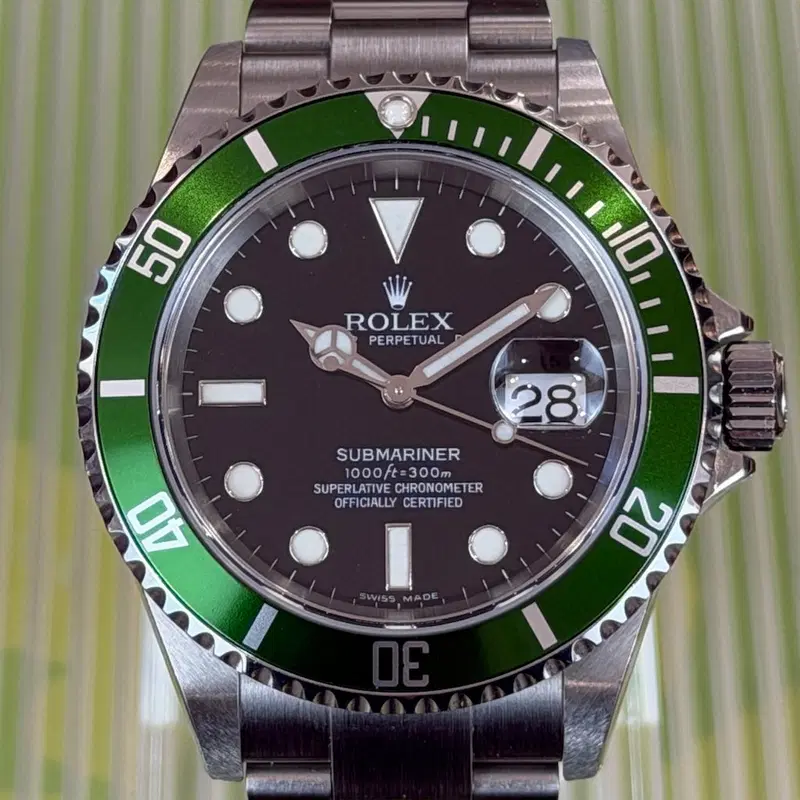 Rolex Submariner "Kermit" Unpolished. 16610LV