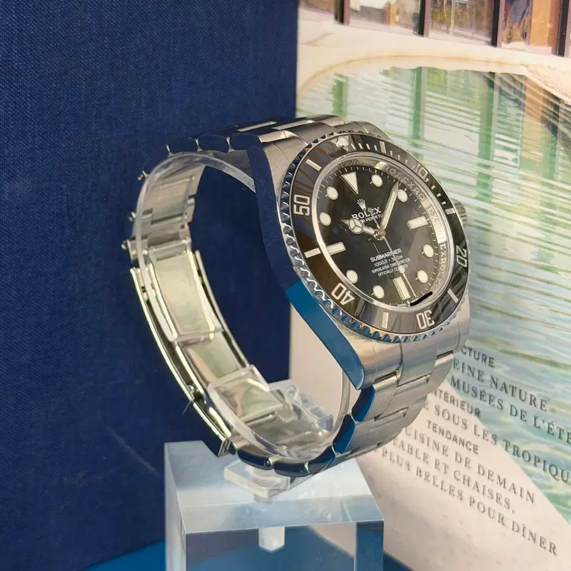 Rolex Submariner No-Date 41mm. 124060