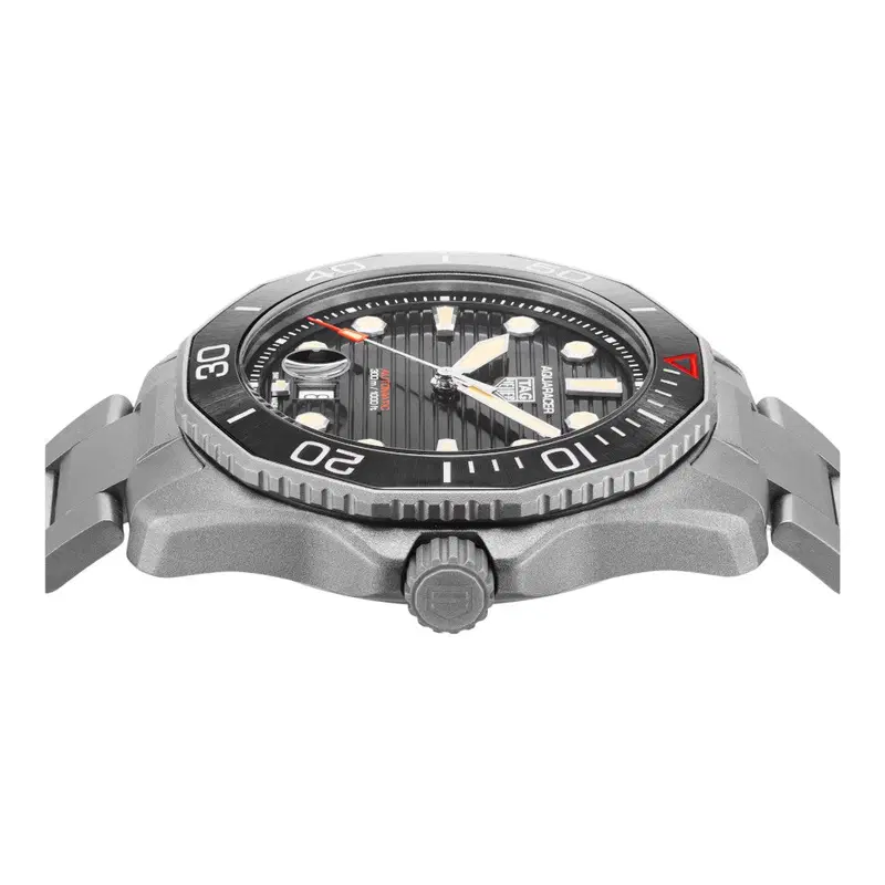 Tag Heuer Aquaracer. WBP208D.BF0631