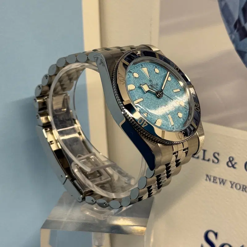 Tudor Black Bay 54 "Blue Lagoon". M79000-0001