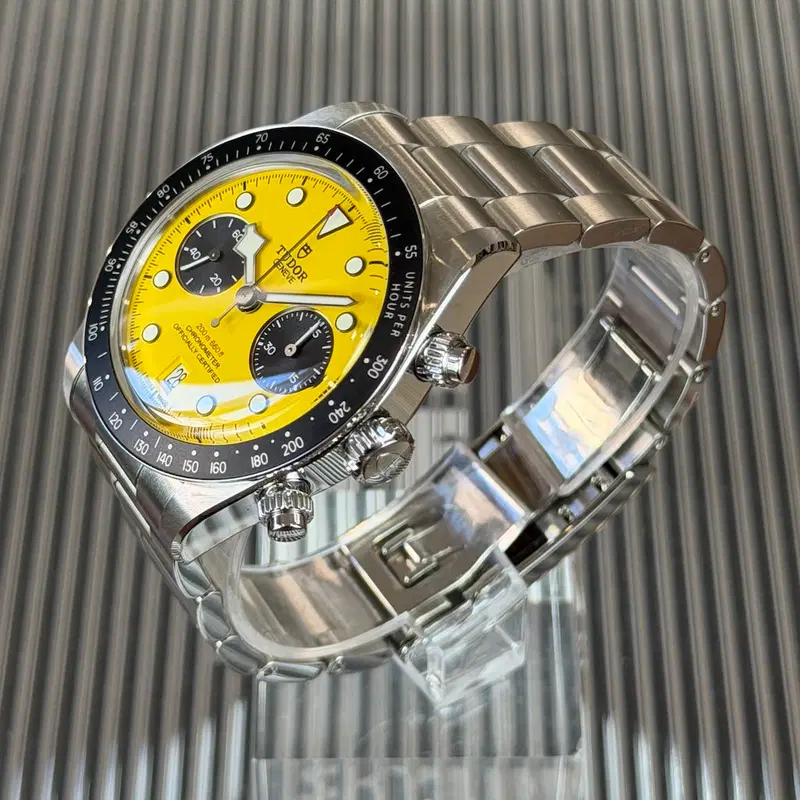 Tudor Black Bay Chrono 39 "Bumblebee". M79310N-0001