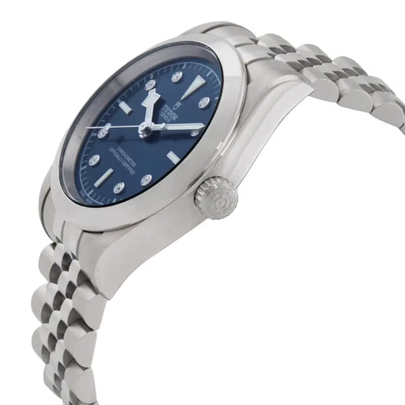 Tudor Black Bay One. M79680-0005