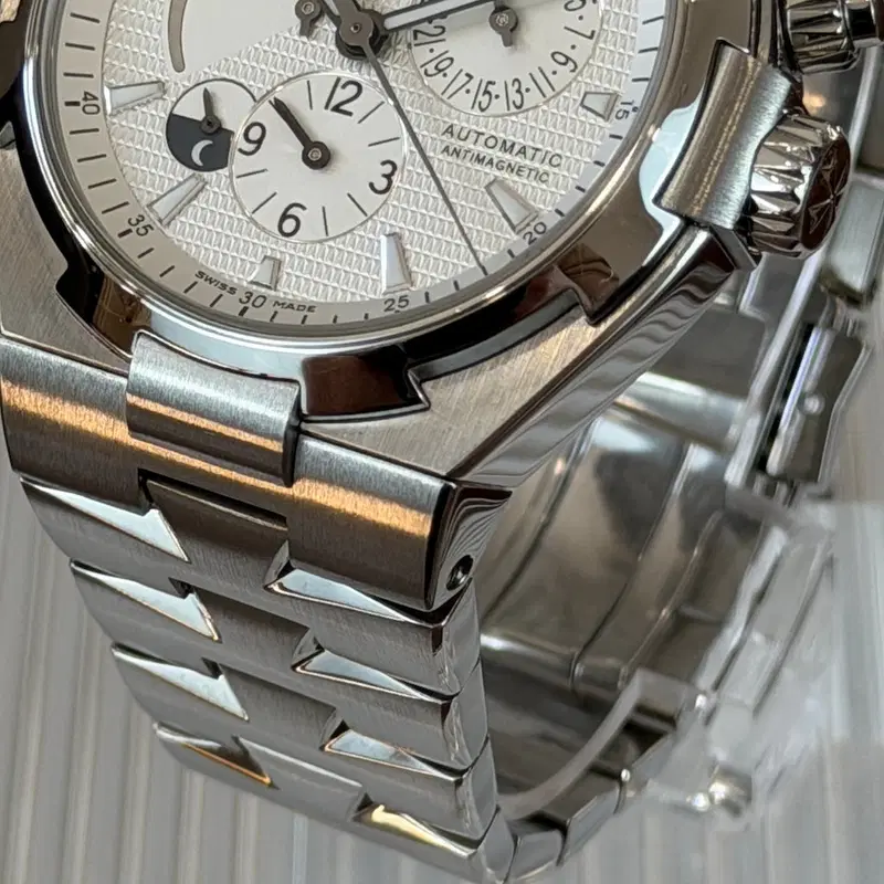 Vacheron Constantin Overseas Dual Time. 47450/B01A-9226